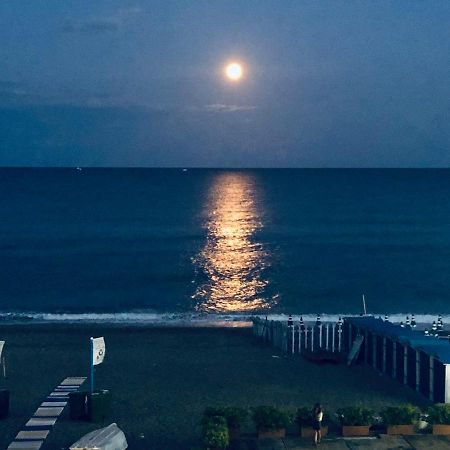 Apartamento Mansarda Sul Mare Mascali Exterior foto